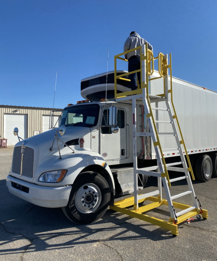 this image shows trailer repair in Kalamazoo, MI