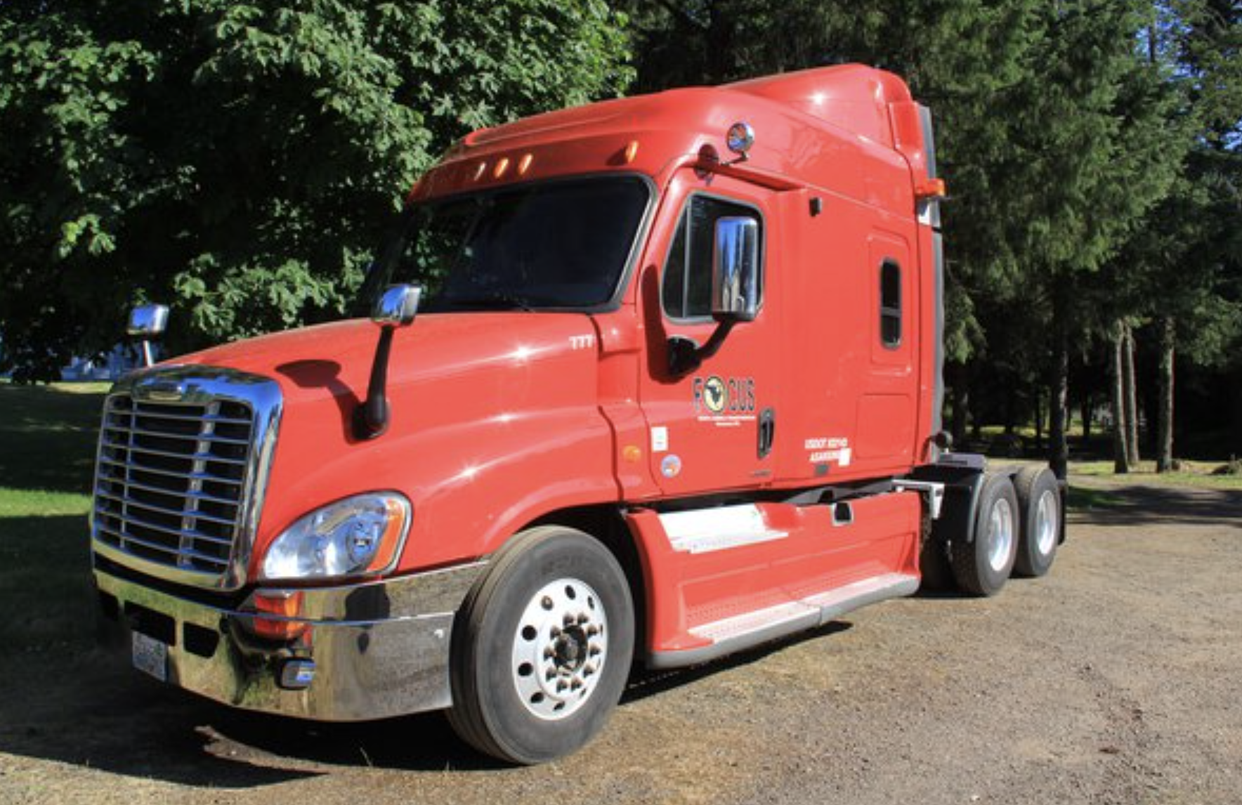 this image shows semi truck repair in Kalamazoo, MI